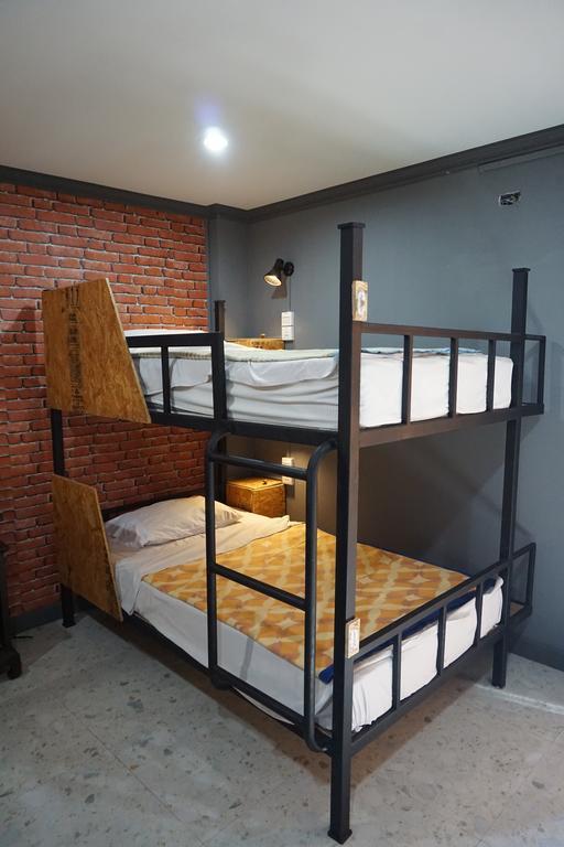 Baanlansa Bed&Bar Hotel Chiang Mai Exterior photo