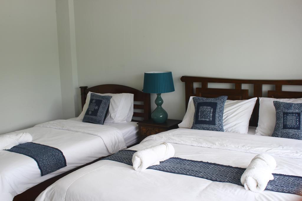 Baanlansa Bed&Bar Hotel Chiang Mai Exterior photo